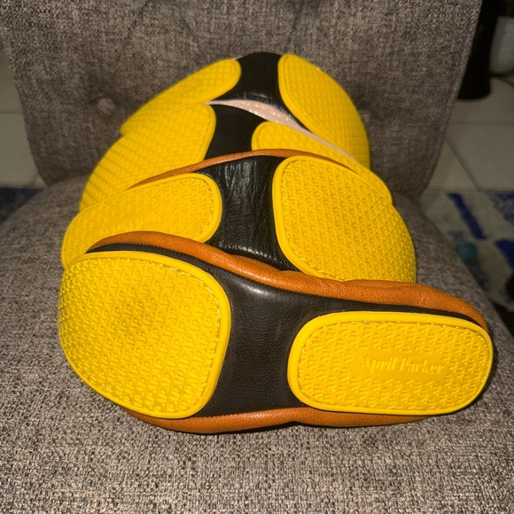 ๐LAST CALL. MOVING SOON ๐ April Miller Perfect leather Ballet flats- 2 pairs ๐ - Picture 4 of 9